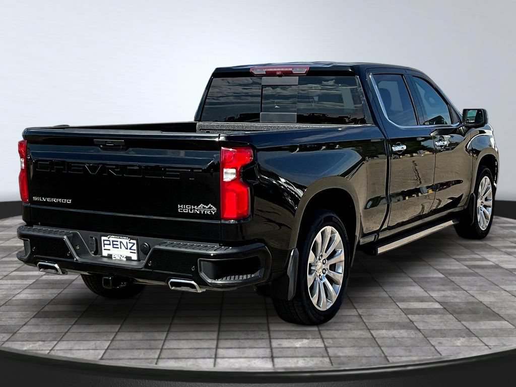 Used 2019 Chevrolet Silverado 1500 High Country w/ Technology Package AWD/4WD image 7