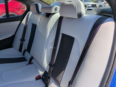 Used 2022 BMW M3 Competition image 38