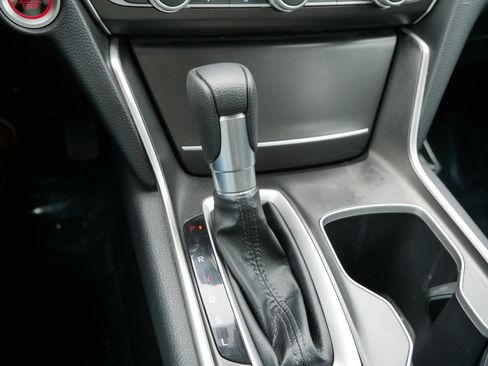 Used 2020 Honda Accord LX image 24