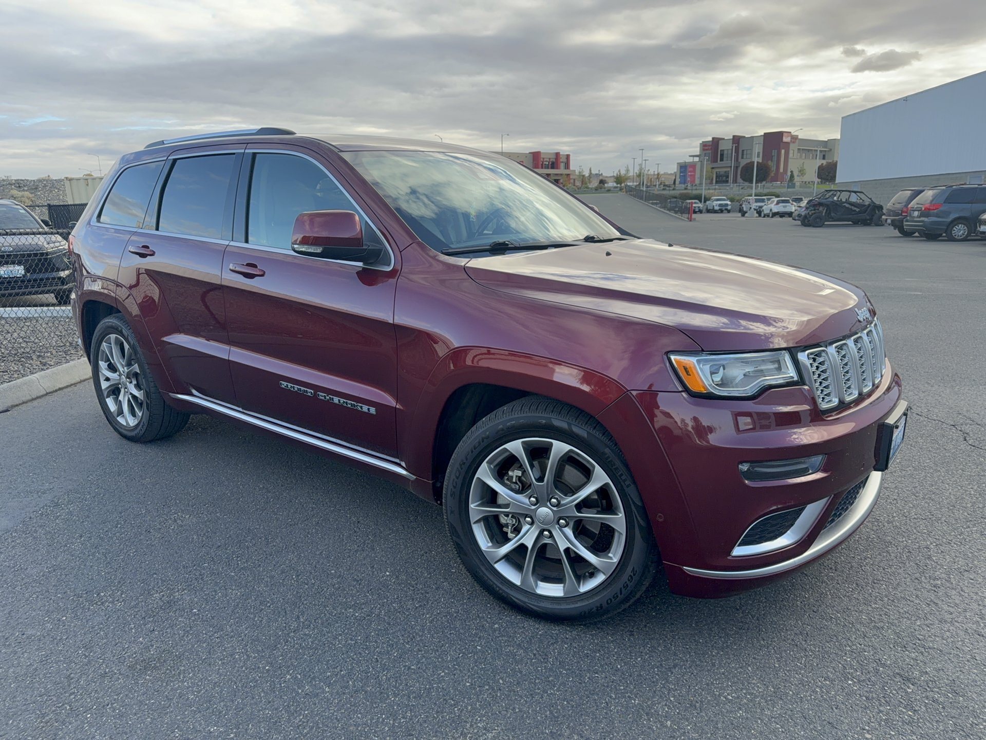 Used 2021 Jeep Grand Cherokee Summit w/ Platinum Series Group AWD/4WD image 3