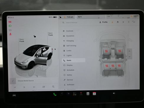 Used 2022 Tesla Model Y Long Range AWD/4WD image 25
