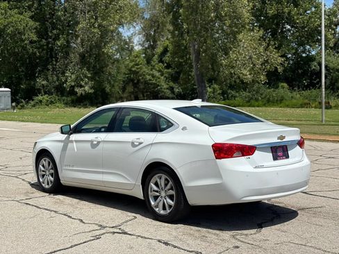 Used 2017 Chevrolet Impala LT w/ Convenience Package FWD image 9