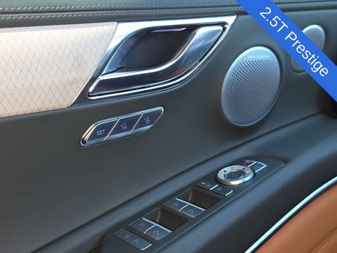 Certified 2025 Genesis GV80 2.5T Prestige AWD/4WD image 30