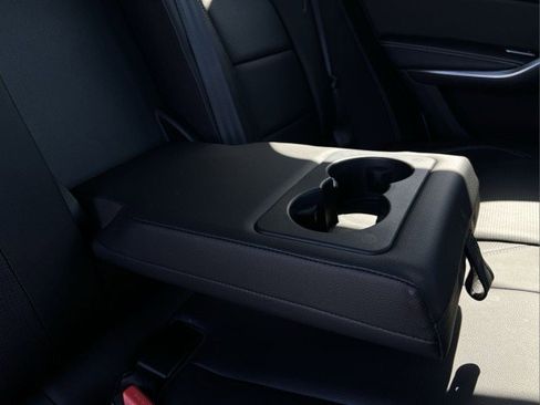 Used 2025 Jaguar F-PACE R-Dynamic S image 20