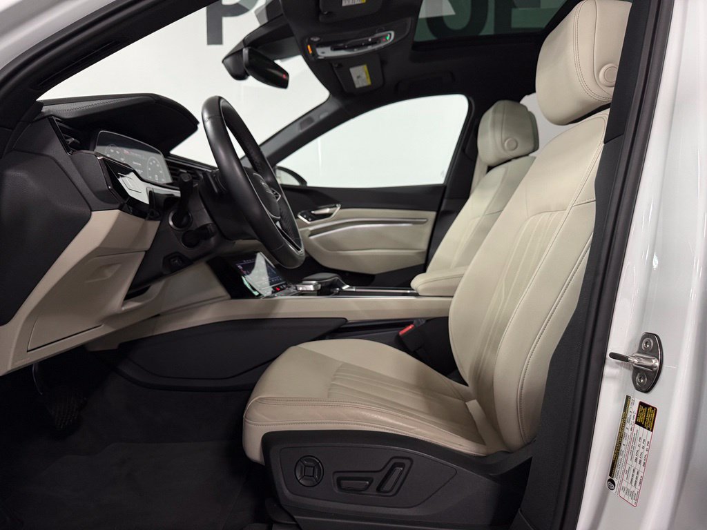 Used 2024 Audi Q8 e-tron Premium Plus w/ Premium Plus Package AWD/4WD image 9