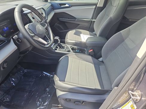 Used 2022 Volkswagen Taos SE w/ Panoramic Sunroof Package AWD/4WD image 29