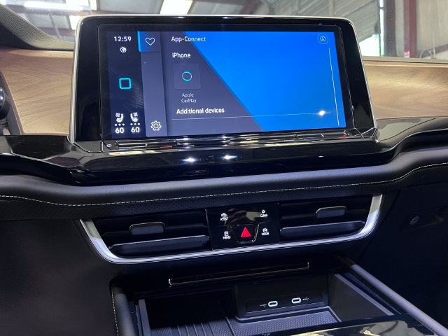 Certified 2026 Volkswagen Atlas SE FWD image 25