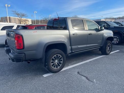 Used 2018 Chevrolet Colorado ZR2 image 3