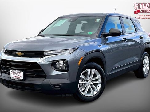 Used 2022 Chevrolet TrailBlazer LS image 3