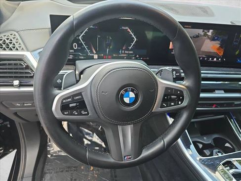 Used 2024 BMW X5 sDrive40i w/ M Sport Package RWD image 18