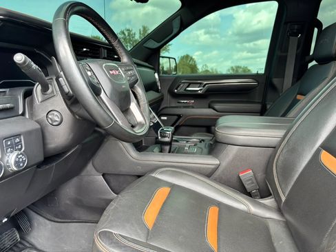 Used 2023 GMC Sierra 1500 AT4 w/ AT4 Premium Package image 12