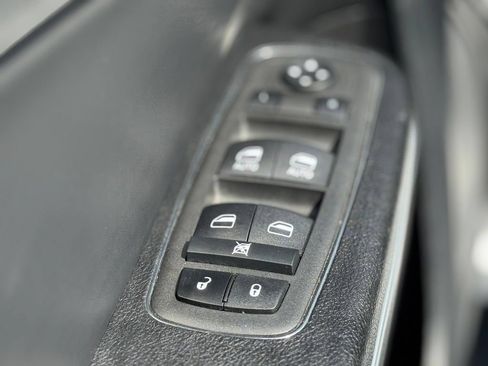 Used 2022 Dodge Charger SXT w/ Leather Interior Group RWD image 20