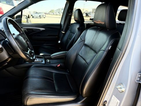 Used 2022 Honda Passport TrailSport image 28