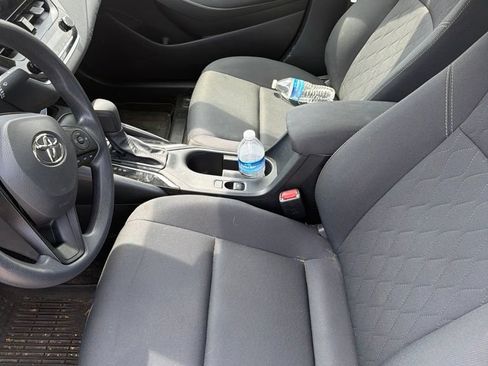 Used 2025 Toyota Corolla LE FWD image 15