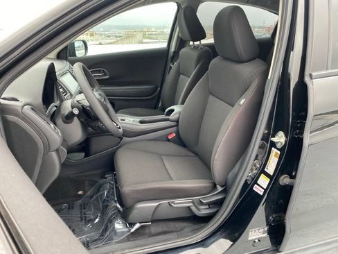 Used 2016 Honda HR-V EX image 17