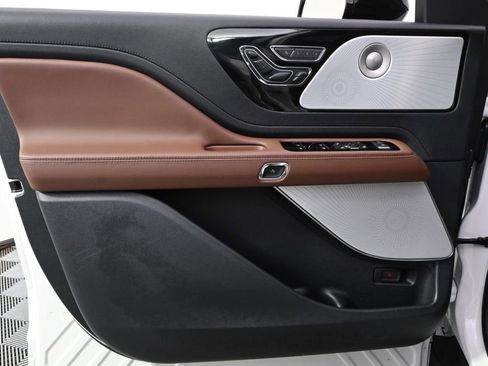 New 2026 Lincoln Aviator Reserve AWD/4WD image 23