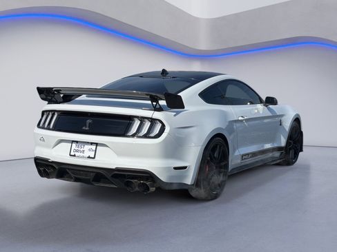 Used 2021 Ford Mustang Shelby GT500 w/ Technology Package image 10