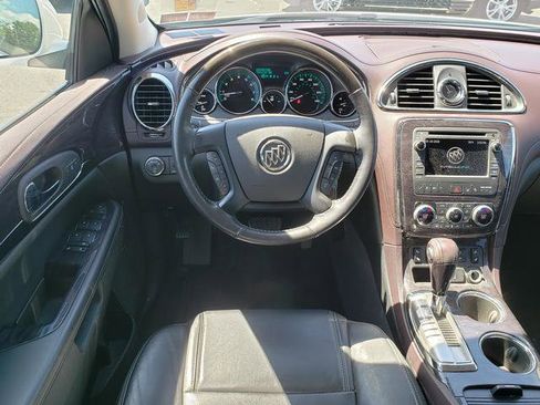 Used 2017 Buick Enclave Leather FWD image 17