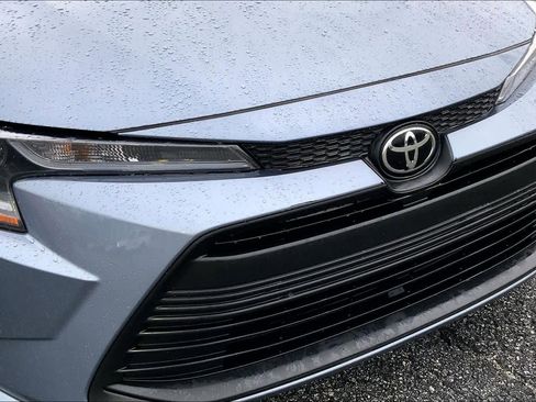 Used 2024 Toyota Corolla LE image 29