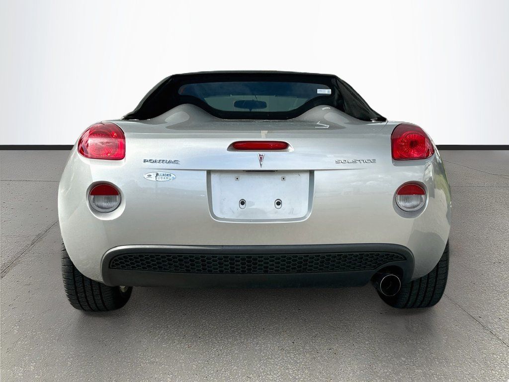 Used 2007 Pontiac Solstice Convertible w/ Premium Package RWD image 6
