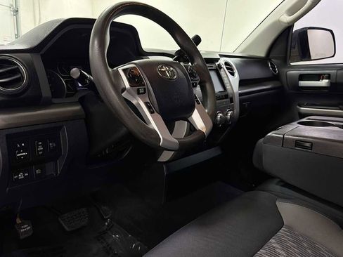 Used 2019 Toyota Tundra SR5 AWD/4WD image 12