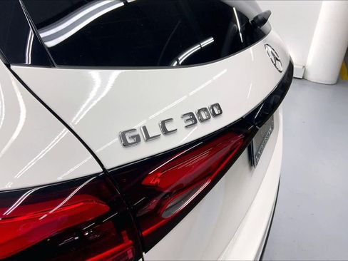 New 2026 Mercedes-Benz GLC 300 image 16