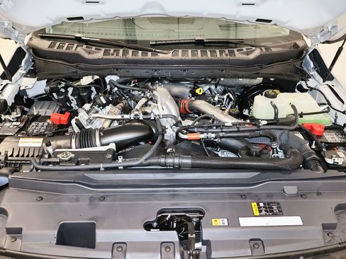 New 2025 Ford F350 Lariat w/ Lariat Ultimate Package image 38