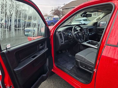 Used 2023 RAM 1500 Express w/ Wheel & Sound Group image 21