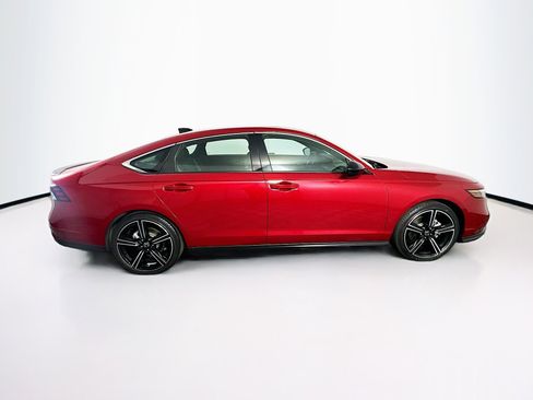 Used 2024 Honda Accord Sport image 10