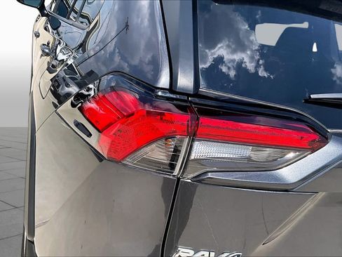Used 2024 Toyota RAV4 LE FWD image 27