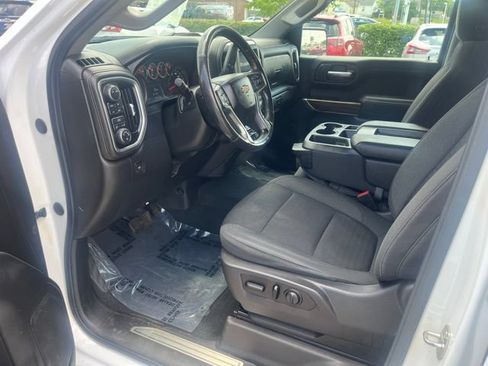 Used 2021 Chevrolet Silverado 1500 LT AWD/4WD image 13