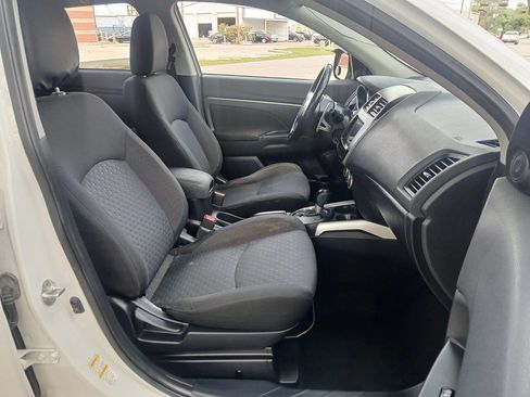 Used 2011 Mitsubishi Outlander Sport SE image 9