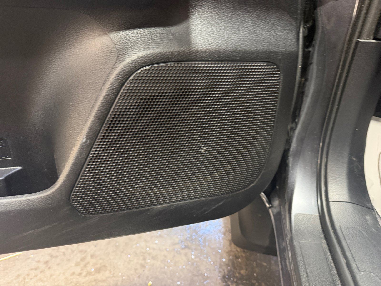 Used 2021 Toyota Tacoma SR5 RWD image 27