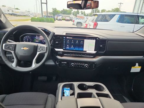 New 2026 Chevrolet Silverado 1500 LT w/ All Star Edition Plus AWD/4WD image 14