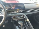 Used 2024 Hyundai Elantra SEL image 5