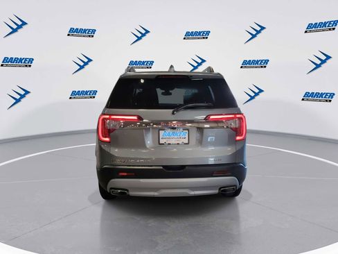 Used 2023 GMC Acadia SLE w/ Driver Convenience Package image 7