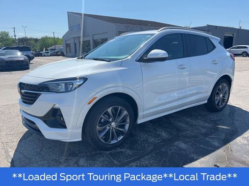 Used 2022 Buick Encore GX Select w/ Experience Buick Package FWD image 2