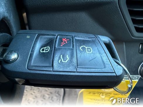 Used 2024 Volkswagen Jetta S image 30