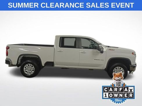 Used 2023 Chevrolet Silverado 2500 LT AWD/4WD image 4