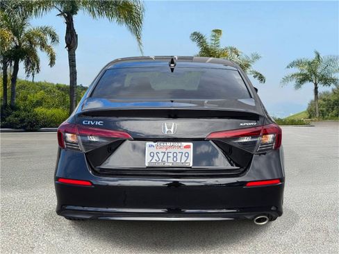 Used 2025 Honda Civic Sport image 5