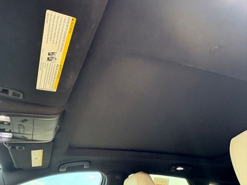 Used 2019 Cadillac XT5 Premium Luxury FWD image 34