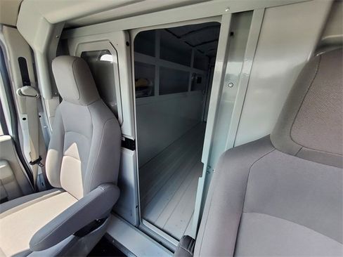 New 2026 Ford E-350 and Econoline 350 Super Duty w/ Power Equipment Group image 39