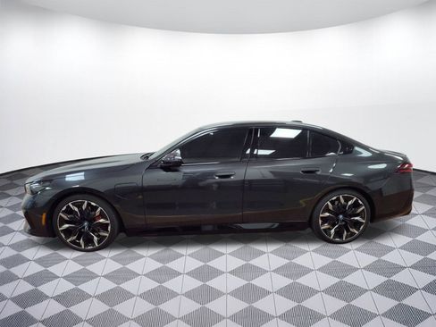 Certified 2025 BMW 550e xDrive w/ Executive Package image 2