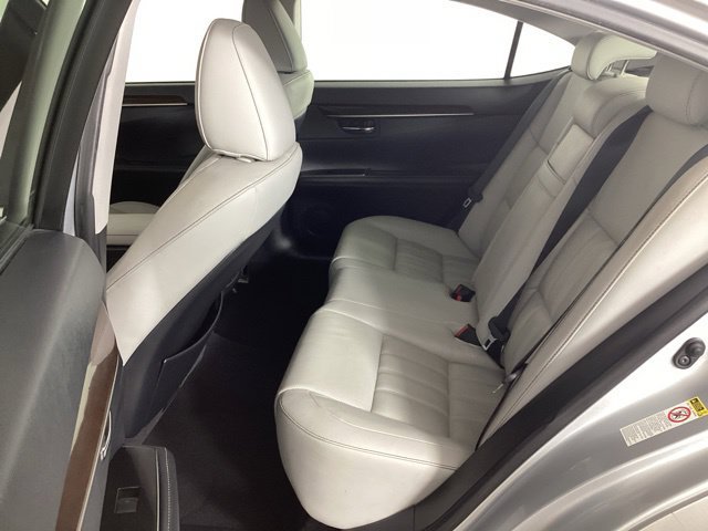 Used 2017 Lexus ES 350 w/ Luxury Package FWD image 26