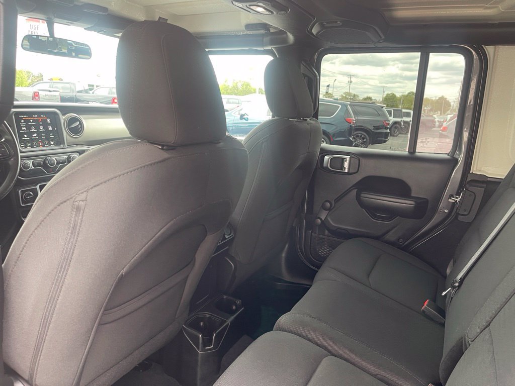 Used 2018 Jeep Wrangler Unlimited Sport AWD/4WD image 20