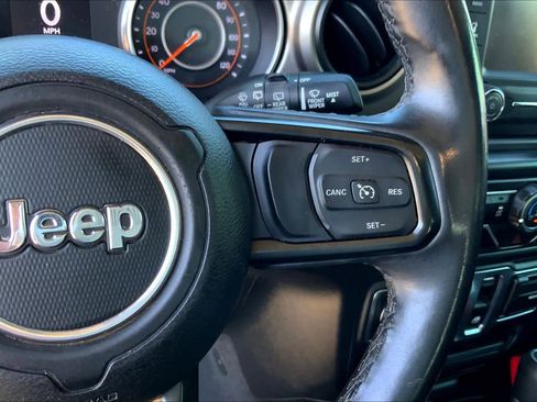 Used 2020 Jeep Wrangler Sport image 38