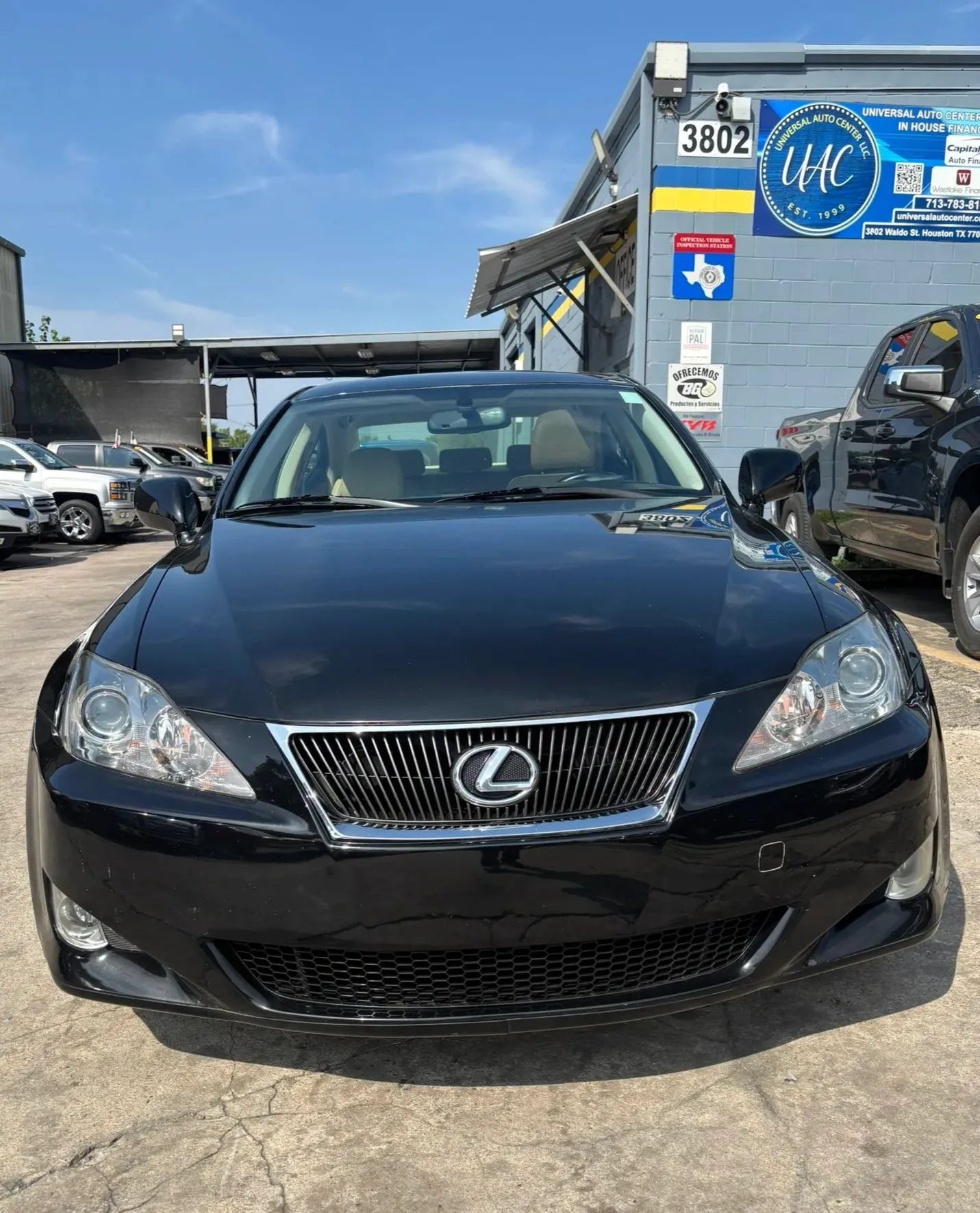 Used 2008 Lexus IS 250 w/ Premium Pkg RWD image 2