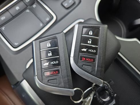 Used 2023 Acura MDX w/Technology Package image 33