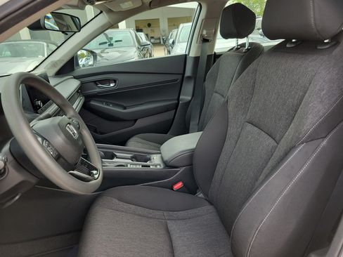 Used 2025 Honda Accord SE image 24