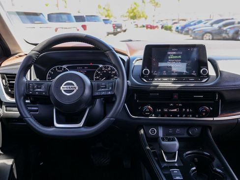 Used 2021 Nissan Rogue SL FWD image 20
